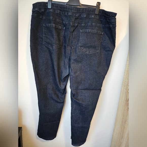 Penningtons Dark Denim blue jeans, Size 26 - Picture 3 of 4